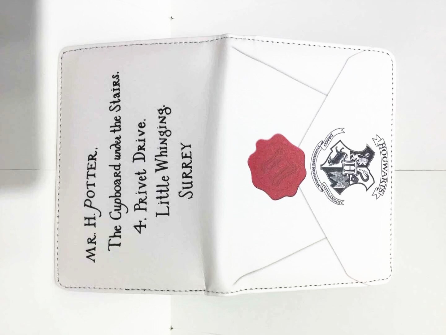 Cute H.Potter Passport Cover Men Travel Passport ID Card Holder Leather Waterproof Women Passport Bag 10.5*15cm: 01