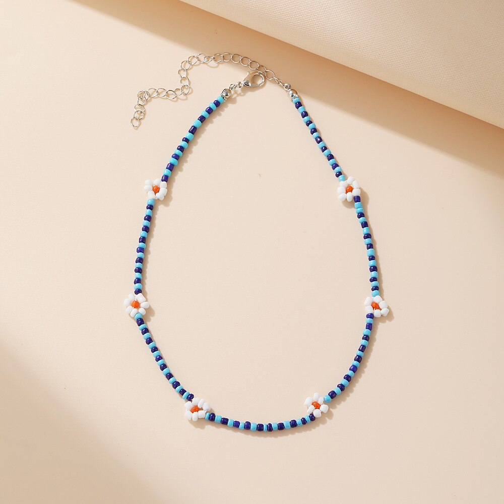 Nowa wiosna kolorowe małe koraliki naszyjnik dla kobiet moda Handmade Daisy z kwiatami i koralikami Chokers naszyjniki biżuteria Boho: blue white