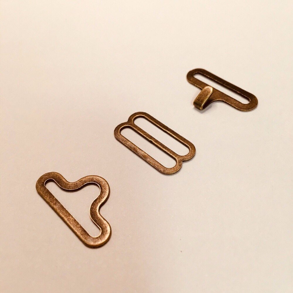 50 sets Vlinderdas Hardware Stropdas Haak Vlinderdas of Das Clips Fasteners om Verstelbare Bandjes op Vlinderdas dip