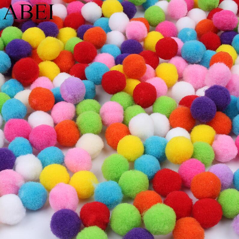 100 stks/partij Mix Kleuren Pompom DIY Handgemaakte Craft Furball Zachte Pluizige Pom pom ballen voor Wedding party Scrapbooking Woondecoratie: 10mm
