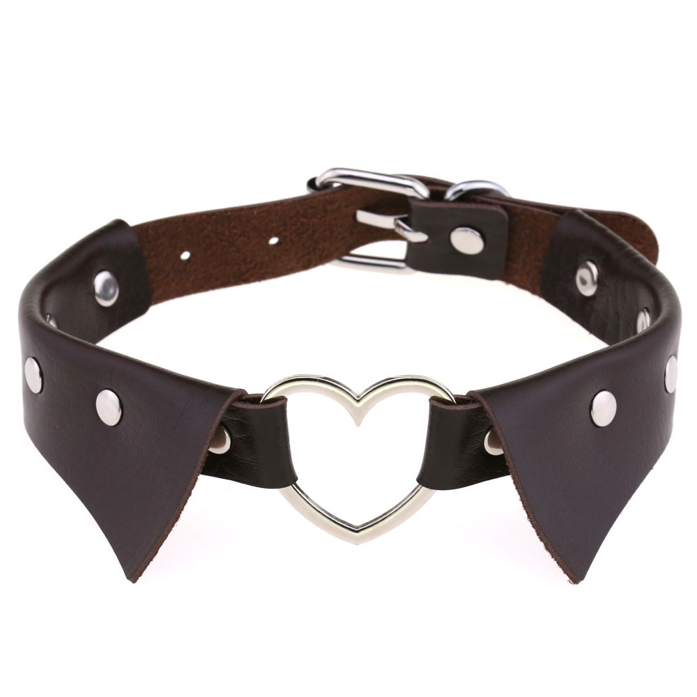 Halsband mit lila herzmotiv, schwarze lederhalsket...  Grandado