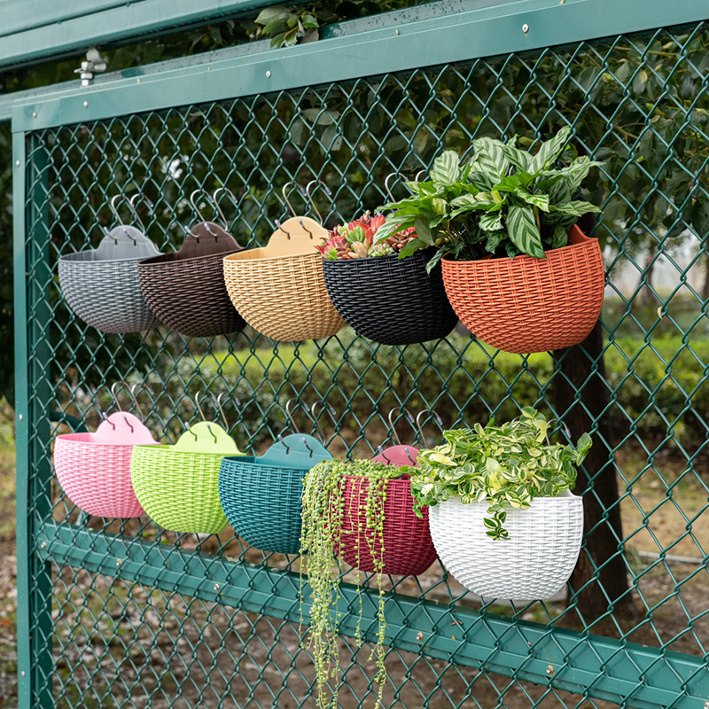Europese Stijl Imitatie Rotan Muur Opknoping Half Ronde Bloempot Planter Halfronde Muur Bloempot Balkon Huishouden Outdoor