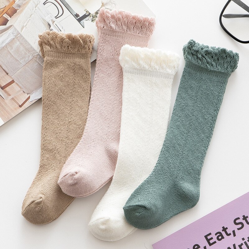 Sommer Baby Mädchen Aushöhlen Knie Hohe Socken Atmungsaktive Gittergewebe Baumwolle Prinzessin Lange Socke Spanisch Stil Dünne Socken Für 0-5 jahre