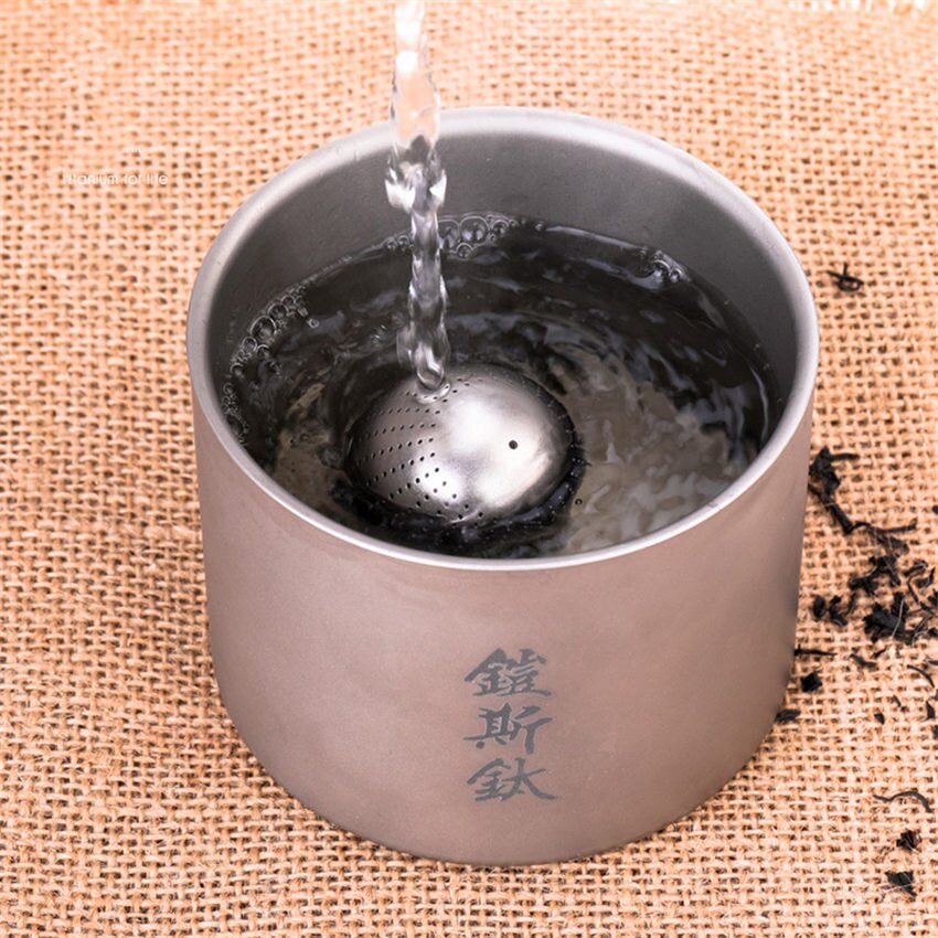 Passoire à thé créative en titane pur en forme d&#39;œuf, pour l&#39;extérieur, filtre parfumé, tasse à thé intégrée