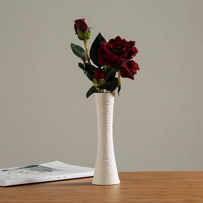 Hvit vase keramikk vase hjemmedekorasjon tilbehør tørr blomst moderne minimalistiske litterære vaser for blomster ev dekorasyon