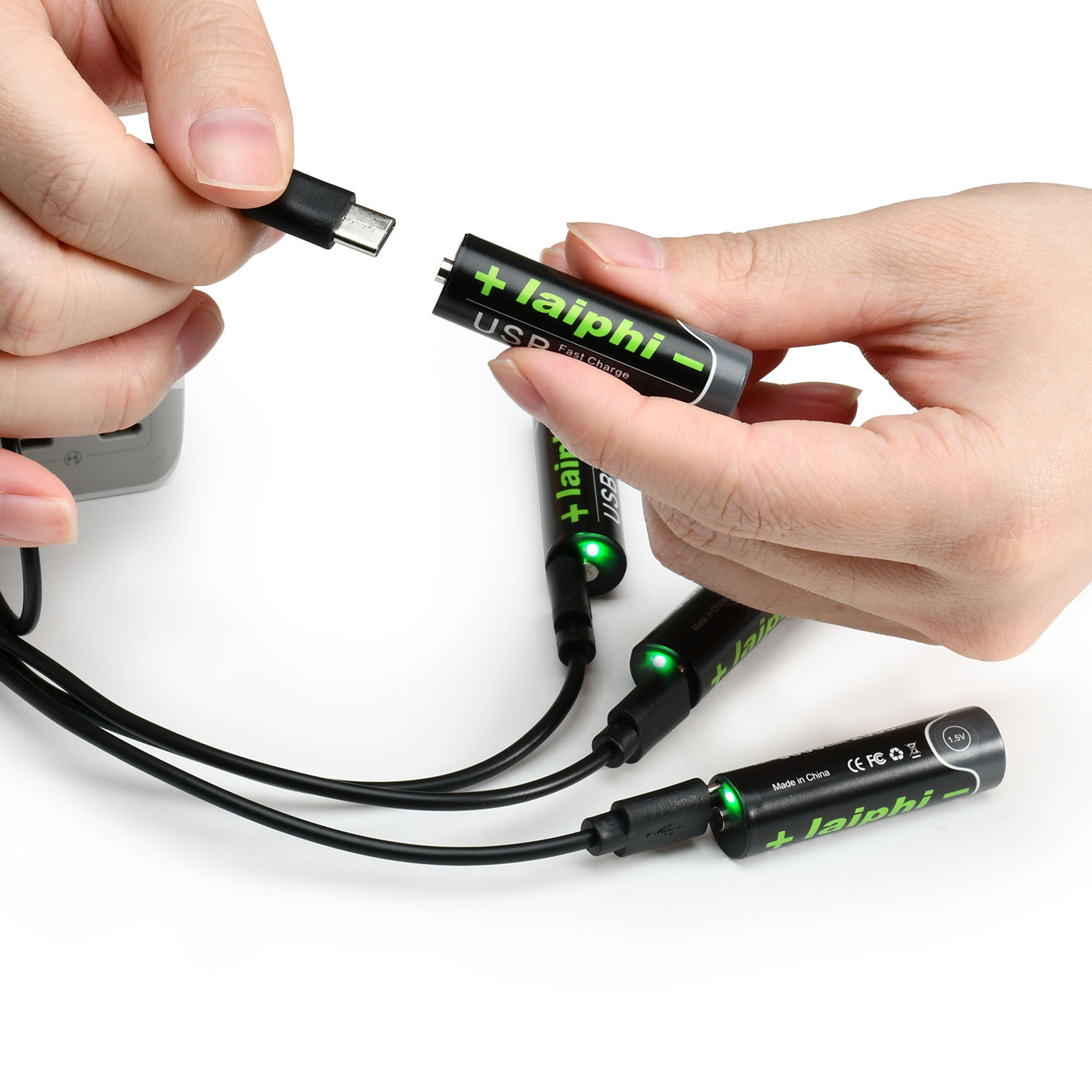 laiphi USB wiederaufladbar1,5 V Lithiumbatterie Pile1,5 V AA USB C wiederaufladbarer Akku, 4-in-1-Kabel, AA 3000 mWh AAA 1110 mWh