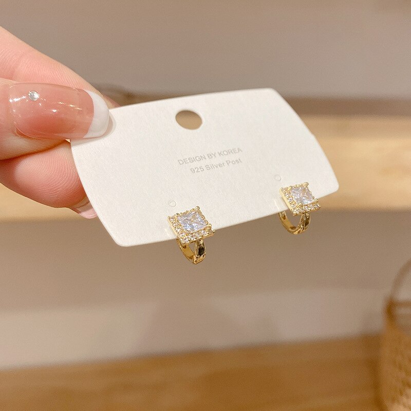 exquisit Gold Opal Kreis Ohrringe Für Frauen AAA Zirkon Glänzenden Strass Blätter Schmetterling Platz Ohrring Hochzeit Schmuck: ER22Y0140-1