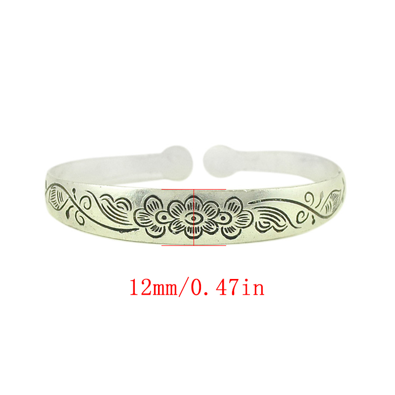 Vintage Ethnische Breite Armreifen Blumen Tiere Geschnitzt Retro Tibetischen Tribal Antike Silber Farbe Metall Armbänder Armreifen Für Frauen