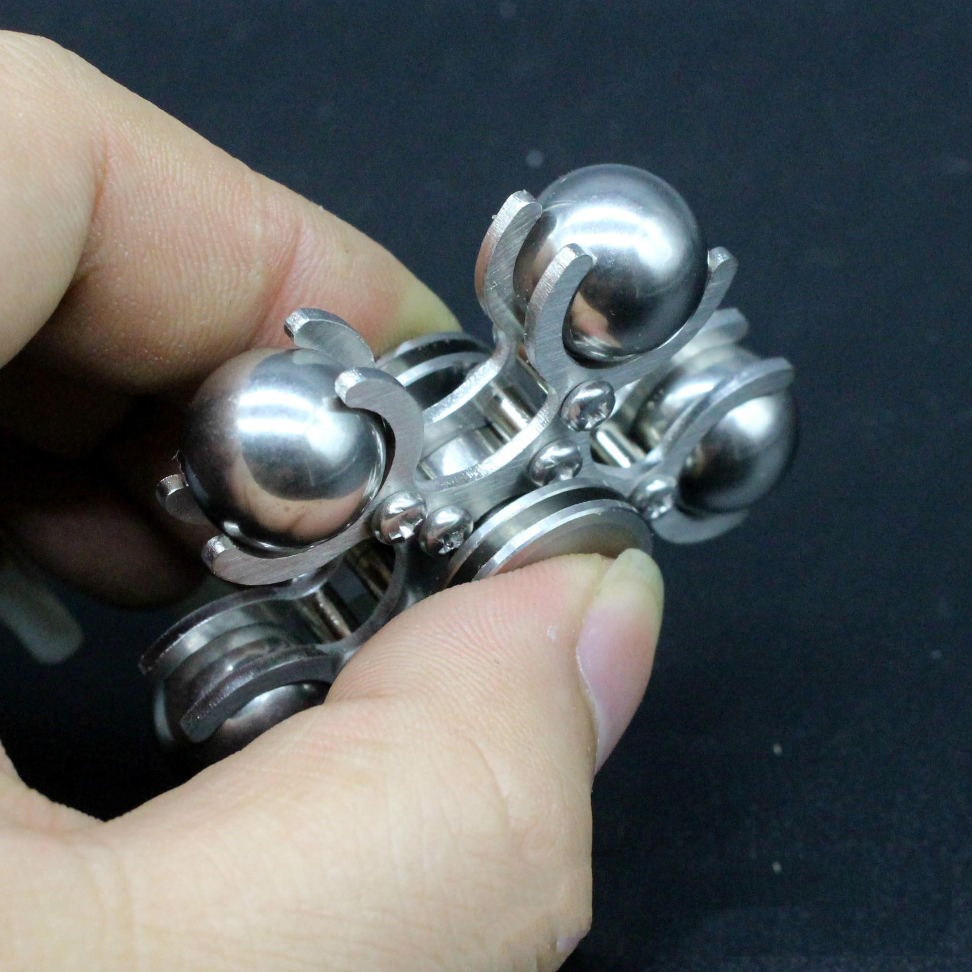 Steel Ball Ferris Wheel Metal Fidget Spinner Stainless Steel Hand Spinner Stress Reliever Toys Gyroscope Desktop for Adult