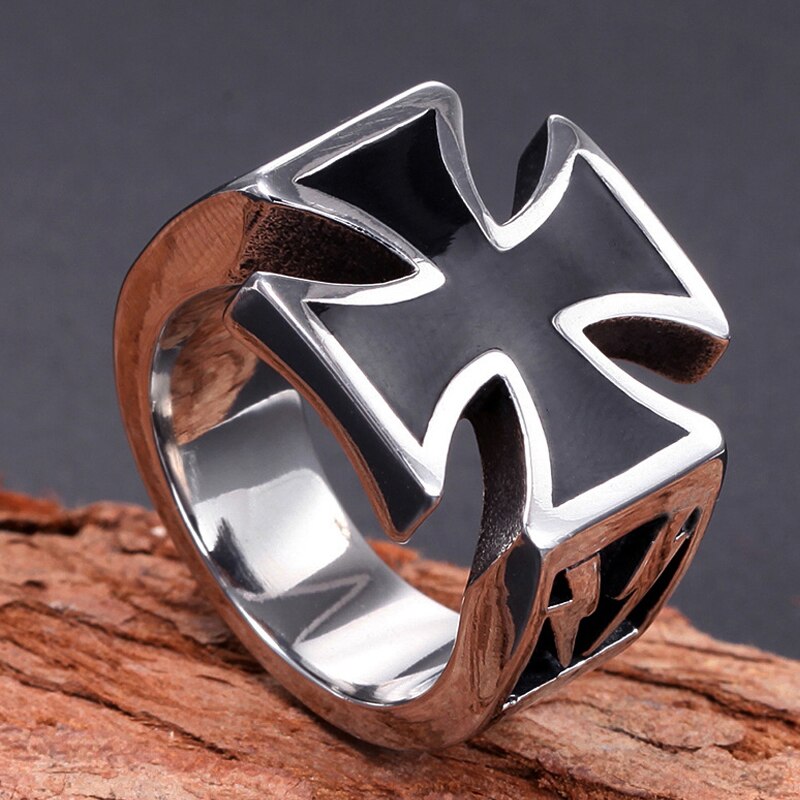 Classic 316L Stainless Steel Iron Cross Ring Mens Black Oil Painting Gothic Punk Motor Biker Ring Male Heavy Metal Ring Jewelry
