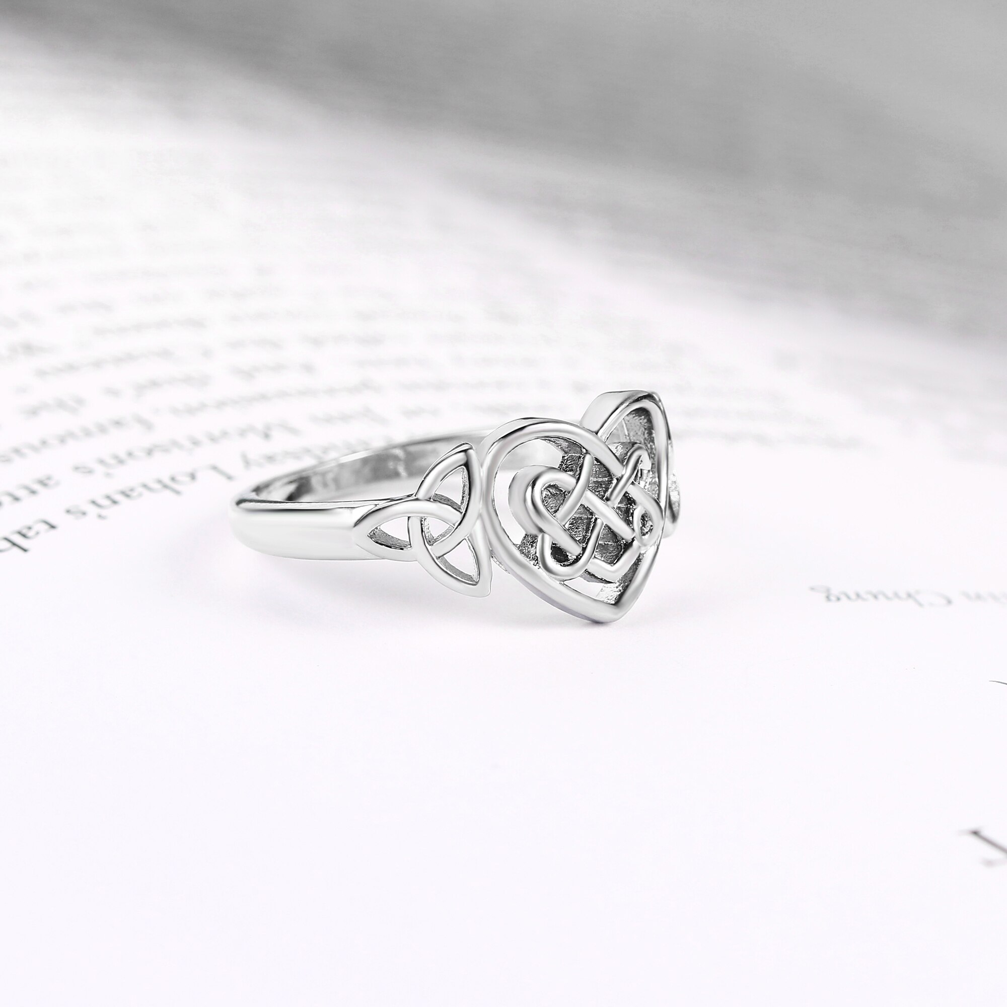 Anéis vazados clássicos cor ouro branco para casamento mulheres festa presente joia estilosa kar397