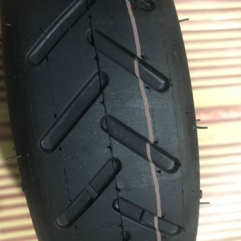 81/2x2 Vacuum Tire 8.5-Inch M365 / Pro Electric Scooter TUBELESS Explosion-Proof Tire No Liner Inflatable Tire