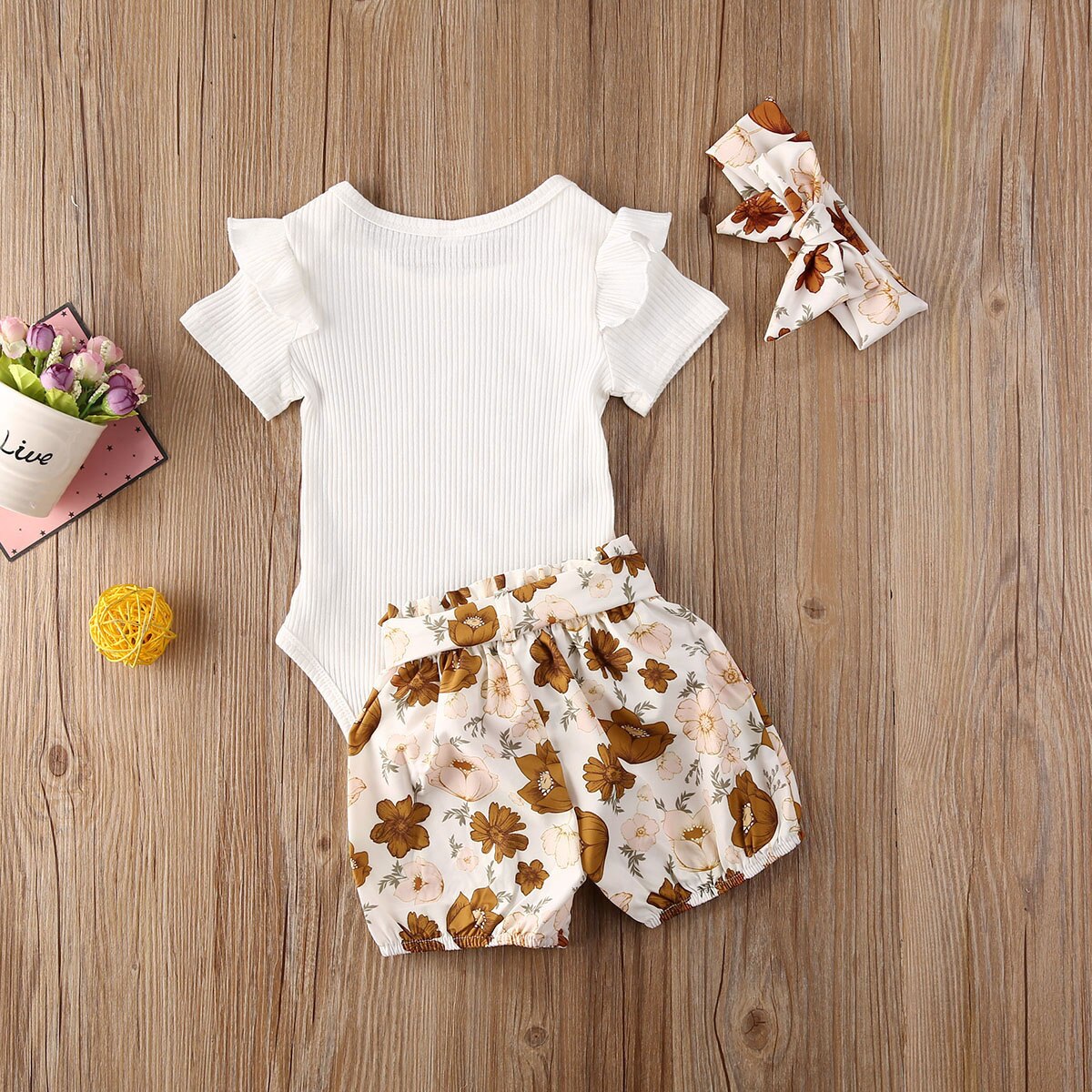 0-24m adorável infantil bebê meninas conjuntos de roupas 3 pçs babados manga curta macacão + floral shorts + bandana