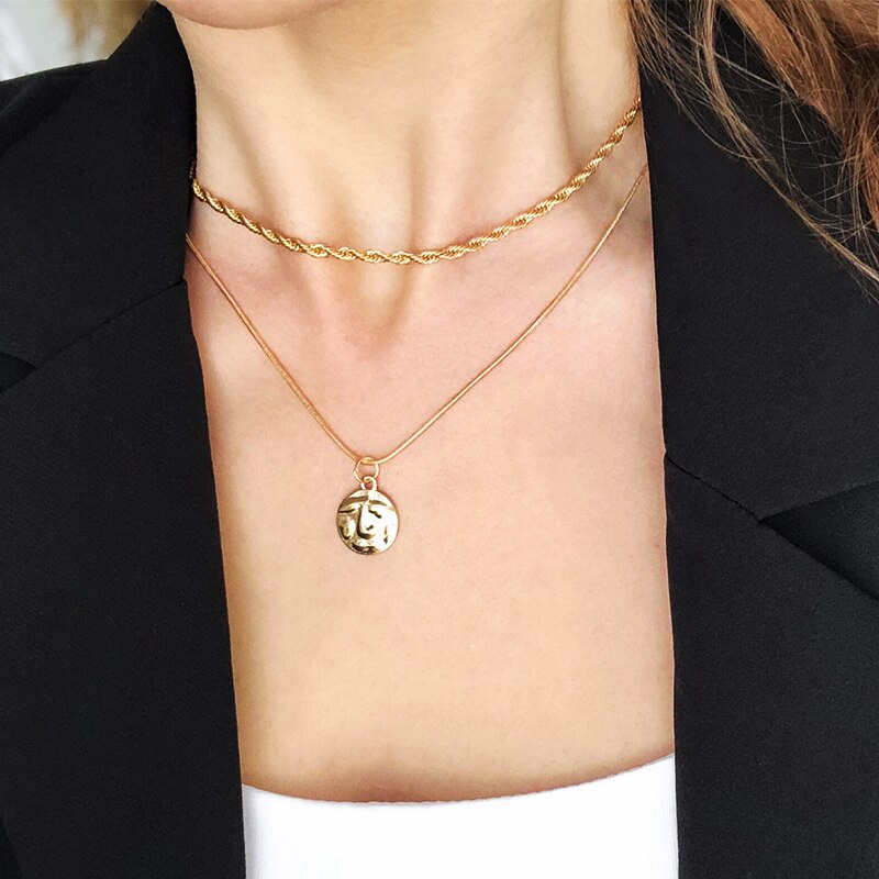 Bohemian Multi-layered Portrait Coin Necklace For Women Gold Geometric Round Lock Pendant Necklaces Sweater Jewelry: CS52833