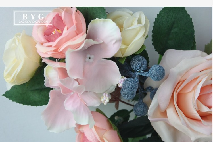 Sztuczne kwiaty jedwabne róże eukaliptusowe jagody drzwi nadproża kwiat lustro girlanda z kwiatów wieniec ślub tło z kwiatami rekwizyty