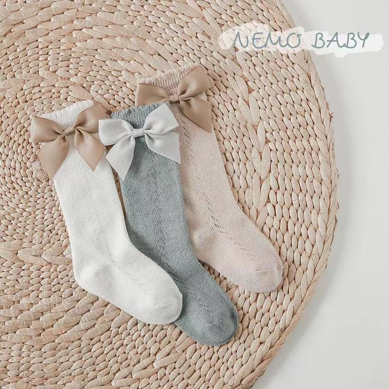 Kleinkind Socken Bogen Atmungsaktive Sommer Frühling Spitze Neugeborenen Baby Mädchen freundlicher Feste Gittergewebe Baumwolle Sokken Prinzessin Knie Hohe Lang