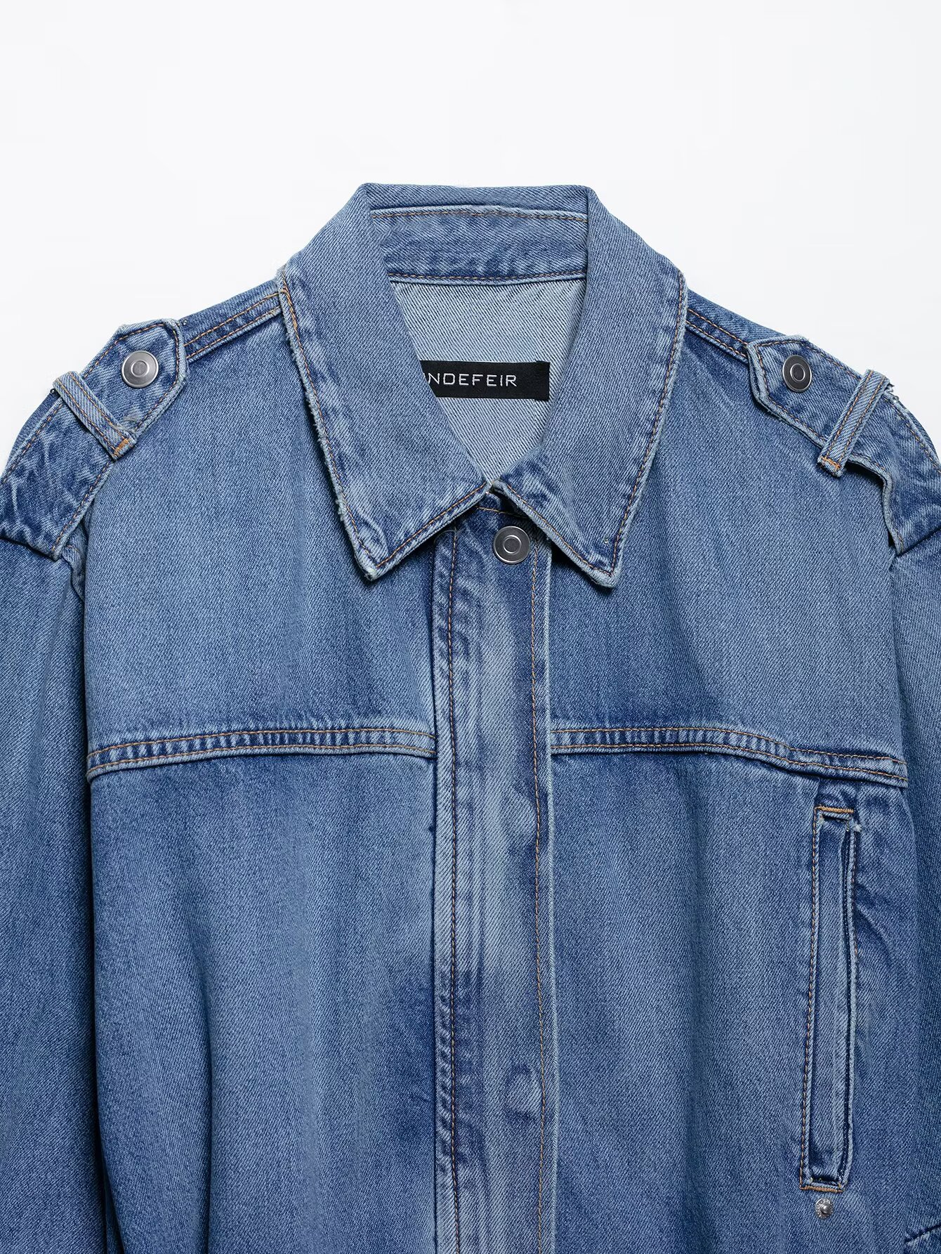 Estilo europeo y americano con cinturón nueva chaqueta vaquera de primavera moderna y versátil