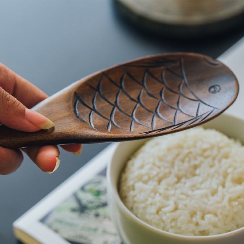 Kitchen Wooden Tableware Fish-shaped Rice Scoop Kitchen Dishes Hand-carved Japanese-style Fish Rice Spoon Natural Healthy Solid
