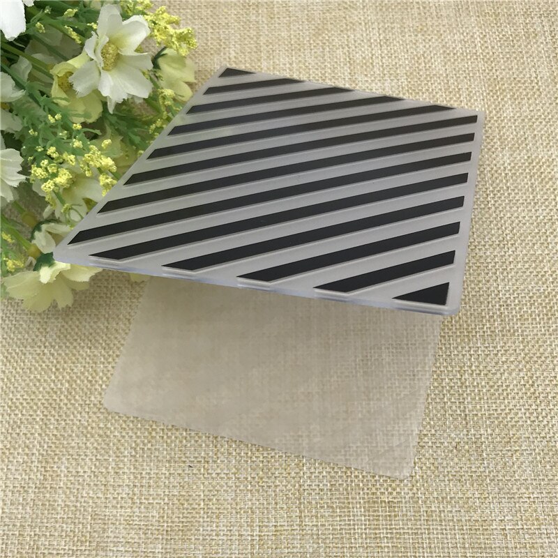 Diagonal stripes Plastic Embossing Folder For Scrapbook DIY Album Card Tool Plastic Template