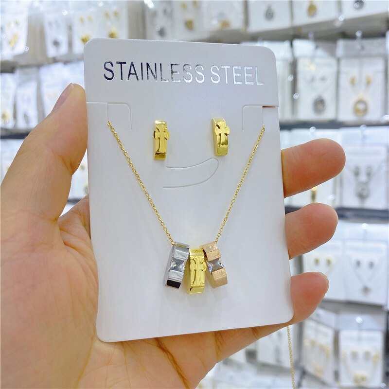 Lucky Female Cross Crystal Pendants Box Chain Necklaces 5A Shiny Zirconia Choker Necklaces Jewelry For Women Girls: Rose