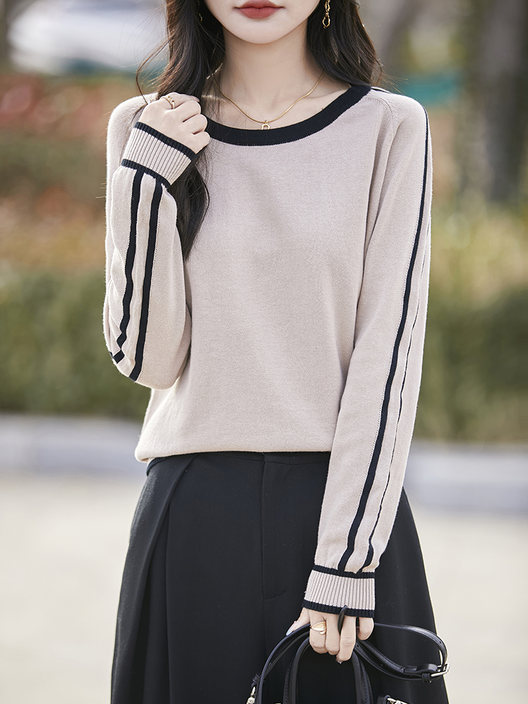 Forår efterår strikket bomuldstrøje dame langærmede toppe stribet dame løse basisvarer patchwork blød pullover: M / Beige
