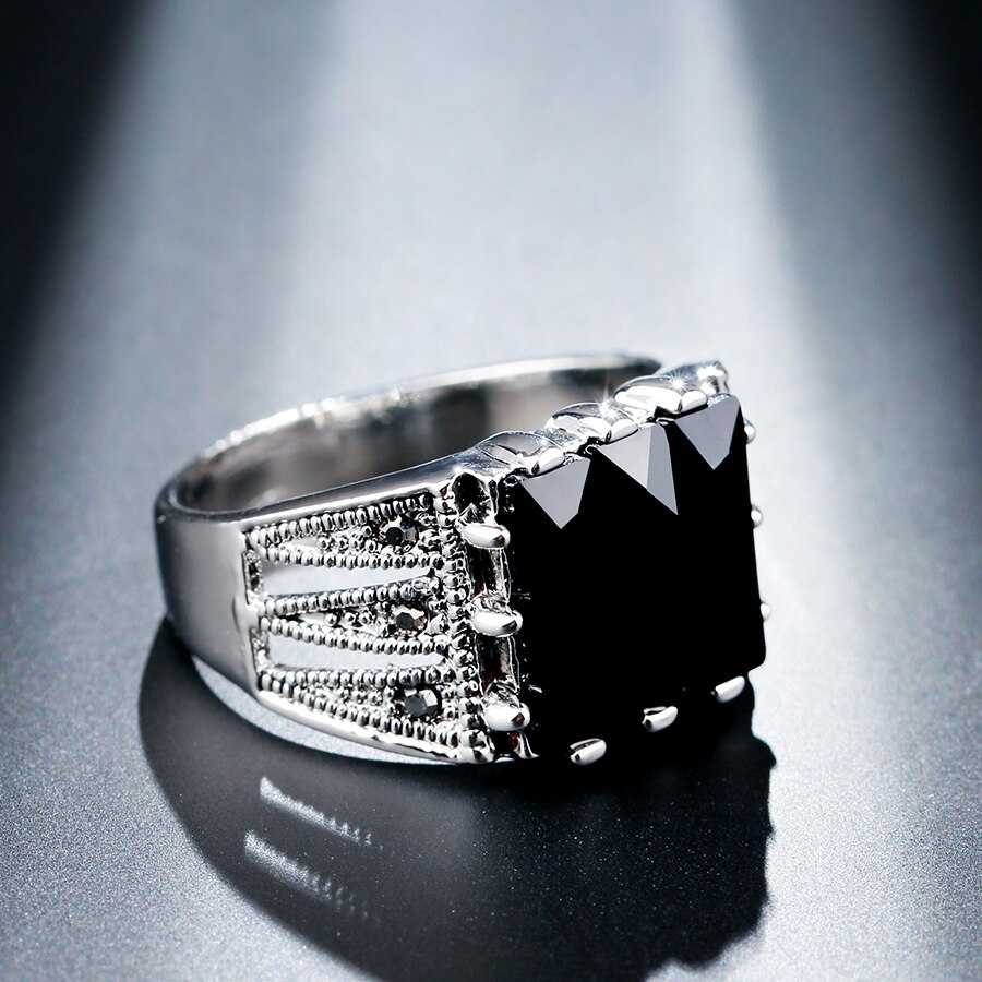 Kinel Heißer gotisch Schwarz Ring Männer Antike Tibetanische Silber Mosaik Helle Kristall Jahrgang-Schmuck Punk Hochzeit Ring