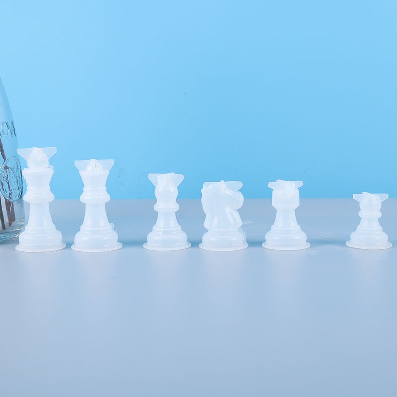 Chess Resin Molds 3D International Chess Piece Silicone Molds Resin Casting UV Epoxy Molds for DIY Crafts Chess Jewelry Making: 6pieces