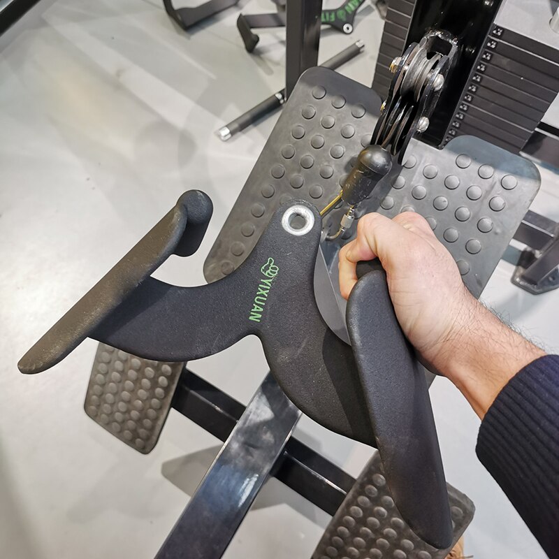 Lat vetokahvat koti kuntosali kunto käsikahvat soutu t-tanko v-tanko hauis tricep paina alas selkä blaster voimaharjoittelu ohjaustanko