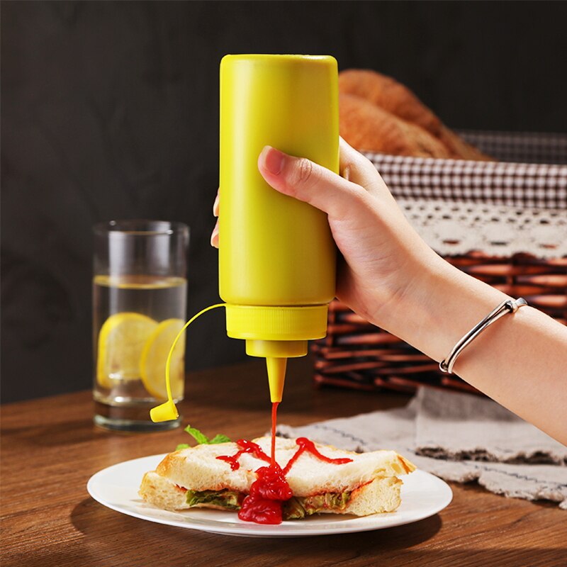 Plastic Squeeze Squirt Condiment Bottles with Cap Leak Proof Refillable Condiment Container for Kitchen Ketchup Mustard Sauces