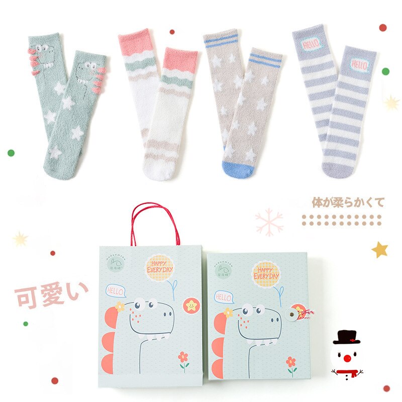4 paia confezione regalo calzini natalizi per bambini autunno/inverno velluto corallo mantieni caldi calzini per bambini calzini genitore-figlio carini di alta qualità: ML19-968