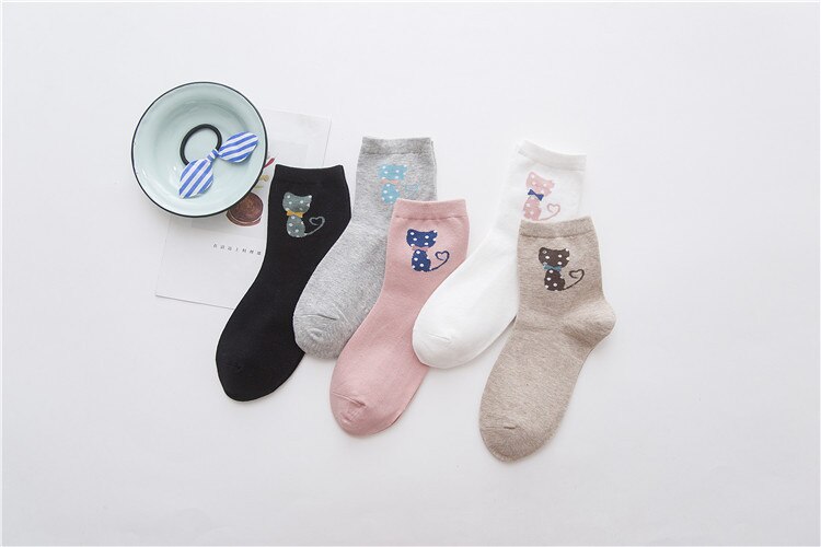 Cute Cat Women Socks Middle Tube Cartoon Cotton Socks for Girls
