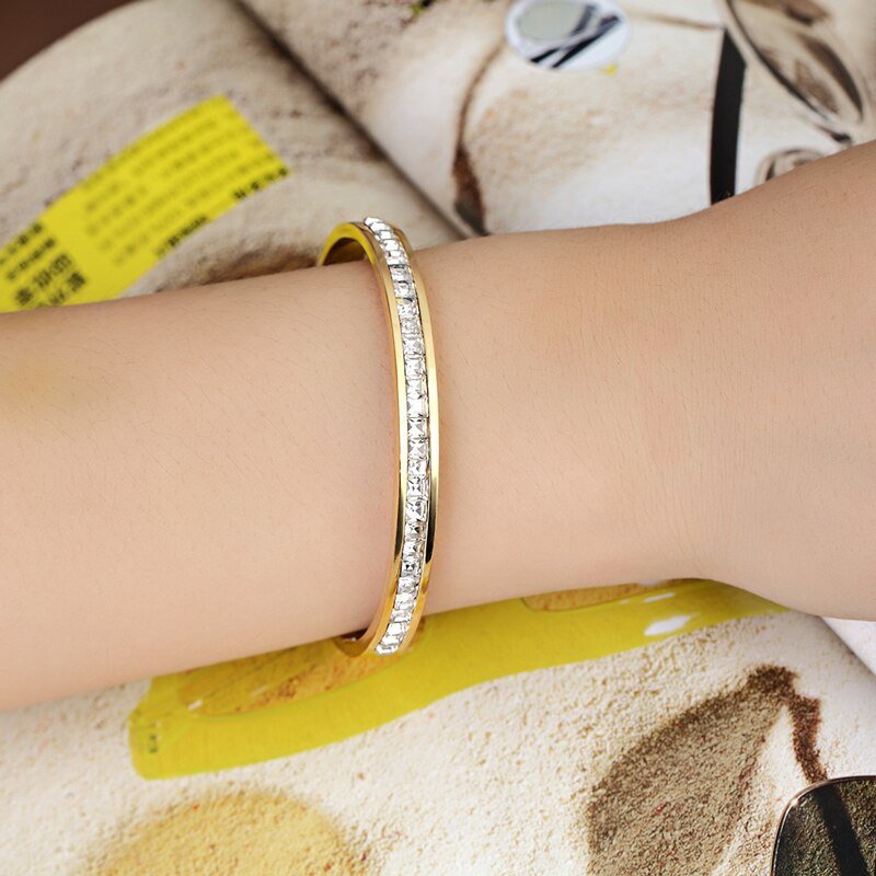 Pulseras de circón brillante con incrustaciones para mujer, brazaletes de amor de acero inoxidable, joyería de boda, novedad