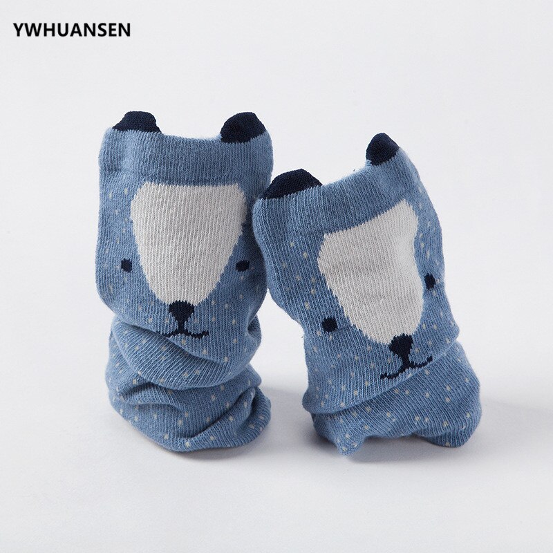 YWHUANSEN-lot de 4 paires de chaussettes | D'automne et d'hiver, antidérapantes pour enfants, en coton peigné, pour enfants, motif Animal mignon, chaussures pour filles