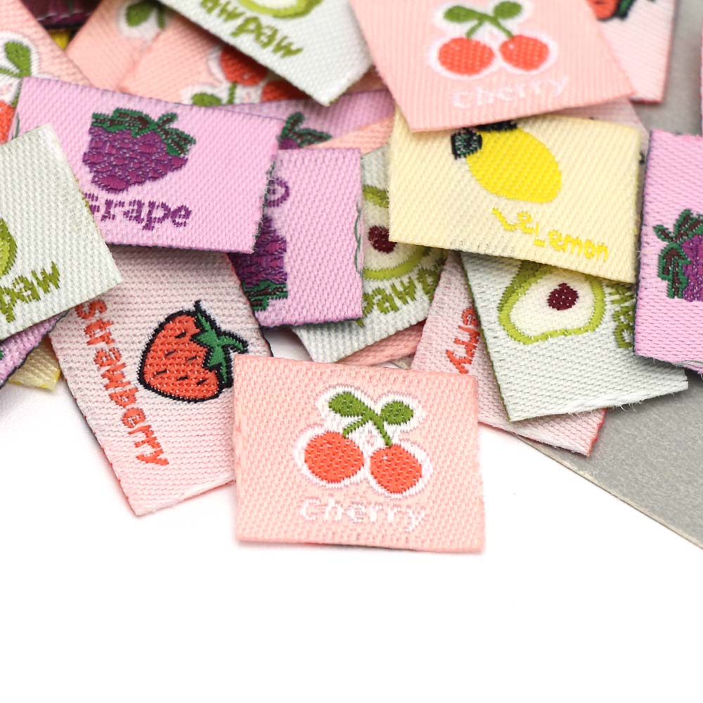 Etiquetas de frutas hechas a mano para ropa de niños, etiqueta de cereza, fresa, limón, hecha a mano, bordada, 50 piezas