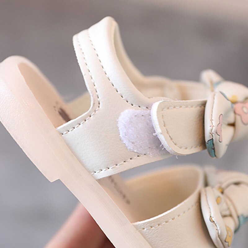 CAPSELLA KIDS Girls sandali da spiaggia floreali con nodo a farfalla Baby Child scarpe estive con stampa carina sandali con suola morbida per bambini taglia 15-19