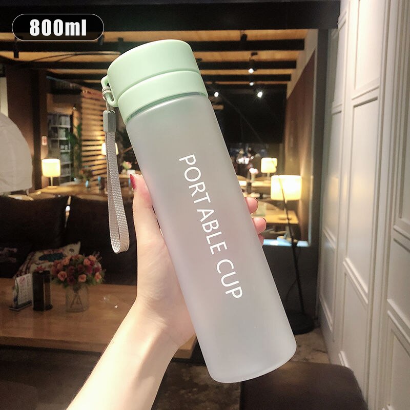 600/800Ml Sport bidon na siłownię plastikowy Shaker puchar sportowy Tritan wspinaczka turystyka bezpośrednia butelka do picia z tworzywa sztucznego Bpa za darmo: Matte green 800ml