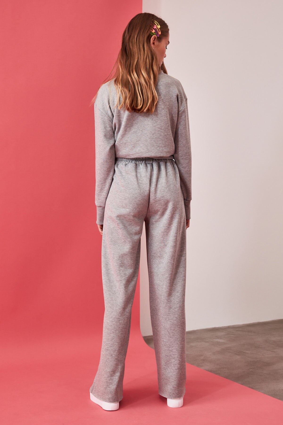 Trendyol Wijde Pijpen Gebreide Joggingbroek TWOAW21EA0072