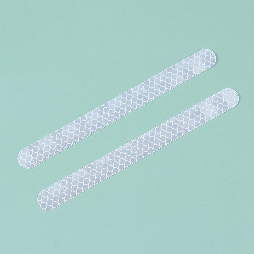 2 Stuks Auto Stickers Achteruitkijkspiegel Reflecterende Strip Anti-Collision Warning Stickers Buitenkant Reflex Tape Reflecterende Strip: WHITE