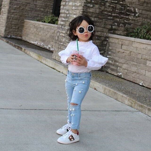 Meninas doces Do Bebê Contas Buraco Caber Jeans Verão Casual Desfiado Buraco Calça Jeans buraco azul Denim Calças Casuais ElasticTrousers