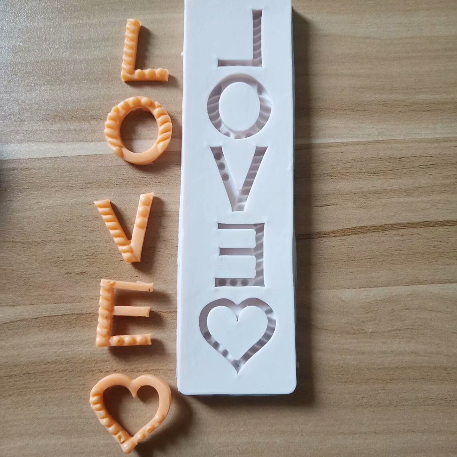 Beer Siliconen Mal Fondant Cake Decoratie Tool Handgemaakte Zeep Mal Van Klei Valentijnsdag Liefde Beer Vloeibare Siliconen Mal