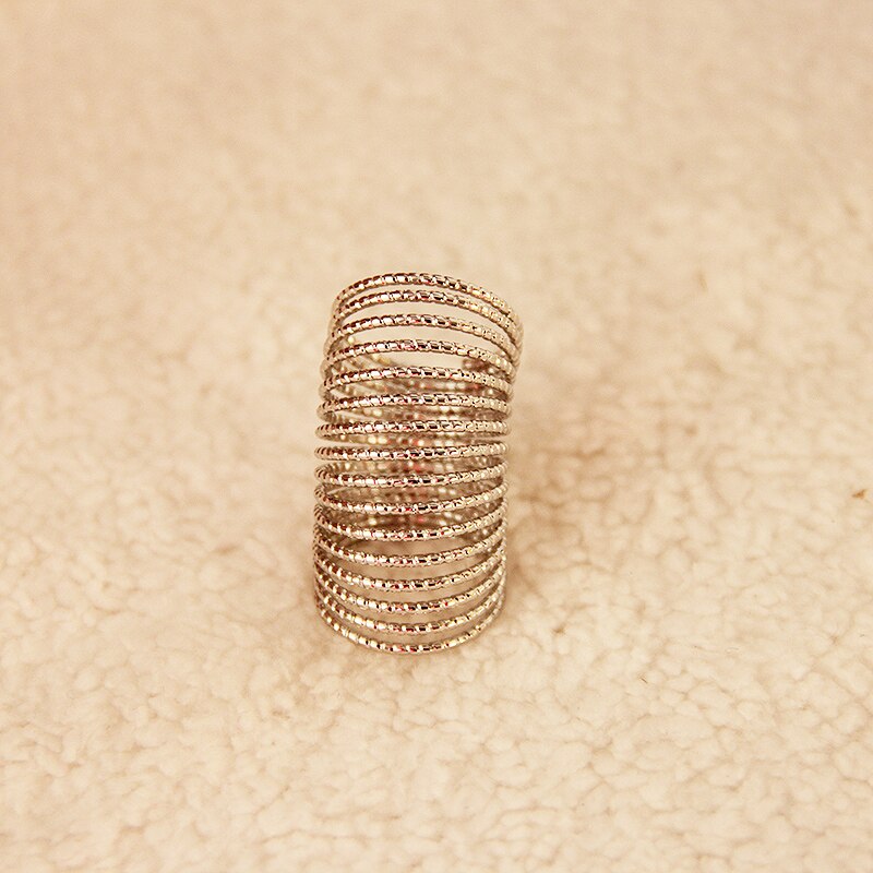 Anillos de aleación con rosca para mujer, anillo para dedo largo dorado y negro, Punk, boda, 1 unidad