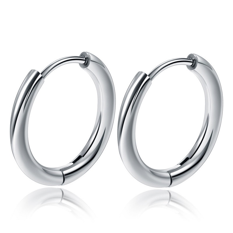1 par de pendientes de aro de acero inoxidable para mujer/hombre, Piercing para cartílago de la oreja, Tragus, Hip-hop Street Pop, hebilla de oreja antialérgica: Negro / Color dorado