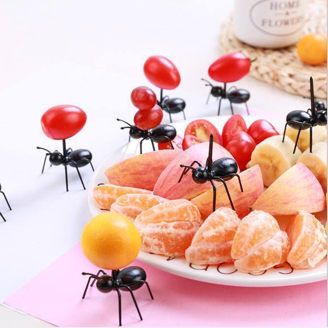 Nyhed plastik tegneserie dyr myrer katte musiknote form mad frugt gaffel picks sæt til fest kage dessert bento tilbehør: Kt0961-12pc