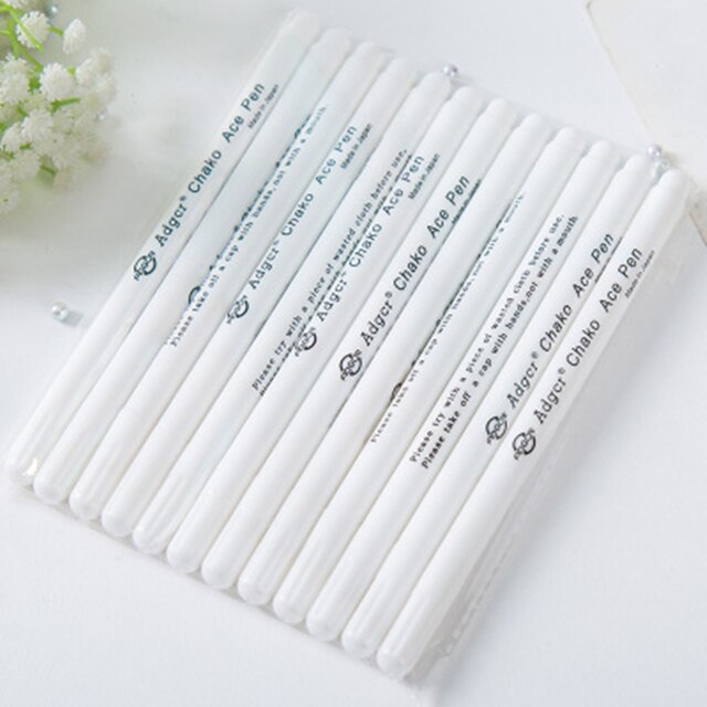 4pcs Stitch Markers Soluble Cross Stitch Water Erasable Pens Fabric Marking Pen DIY Fabric Marker Sewing Tools Cloth Accessories: 4pcs White