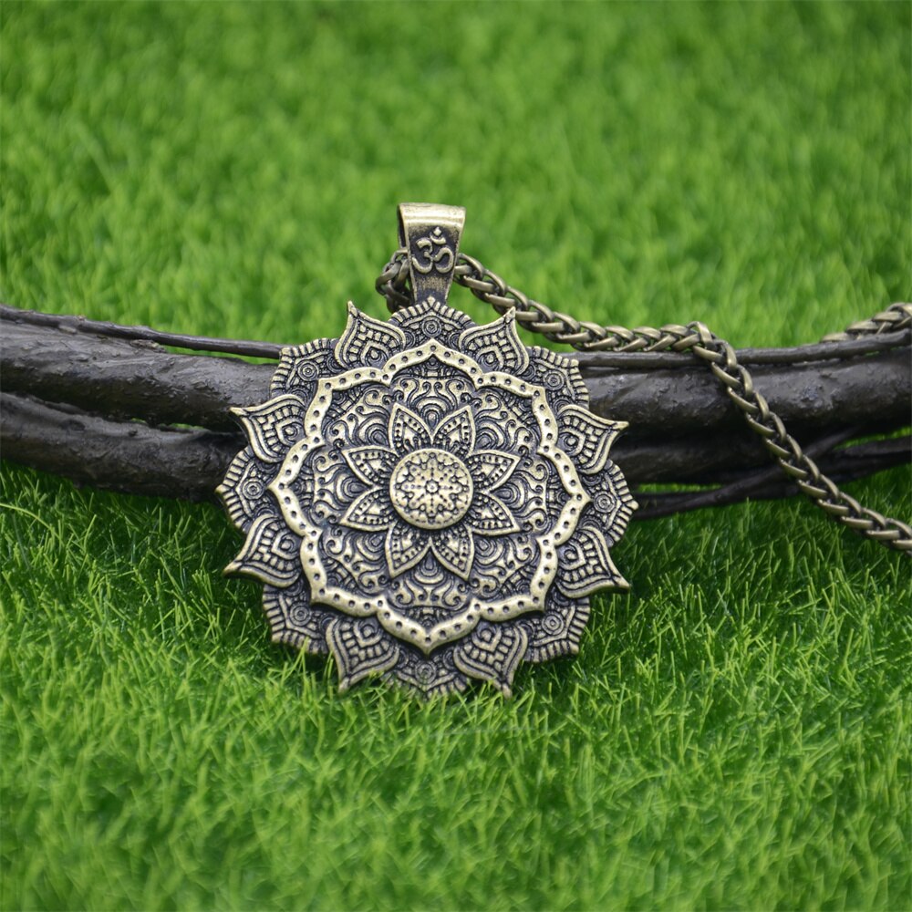 Om Lotus Bloem Mandala Yoga Spirituele Hanger Vrouwen Kettingen Sieraden Valentijn Cadeau: Metal Chain Bronze