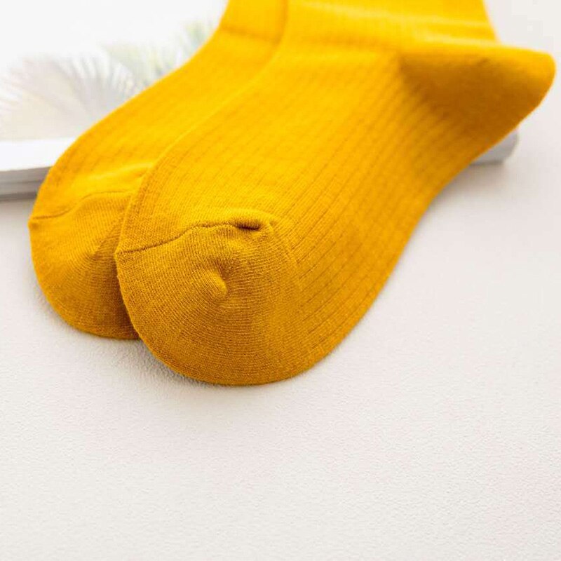 Vrouwen Meisjes Casual Gestreepte Snoep Kleuren Katoen Comfortabele Harajuku Korte Sokken Mode Grappige Sokken 1 Paar