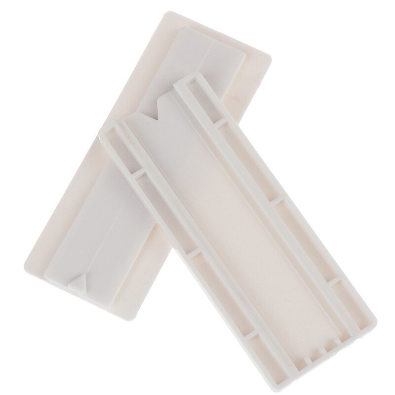 Naadloze Punch-Gratis Plug Sticker Houder Muur Fixer Power Strip Houders Opslag Voor Sockets Muur Houders Plank Stand Houder