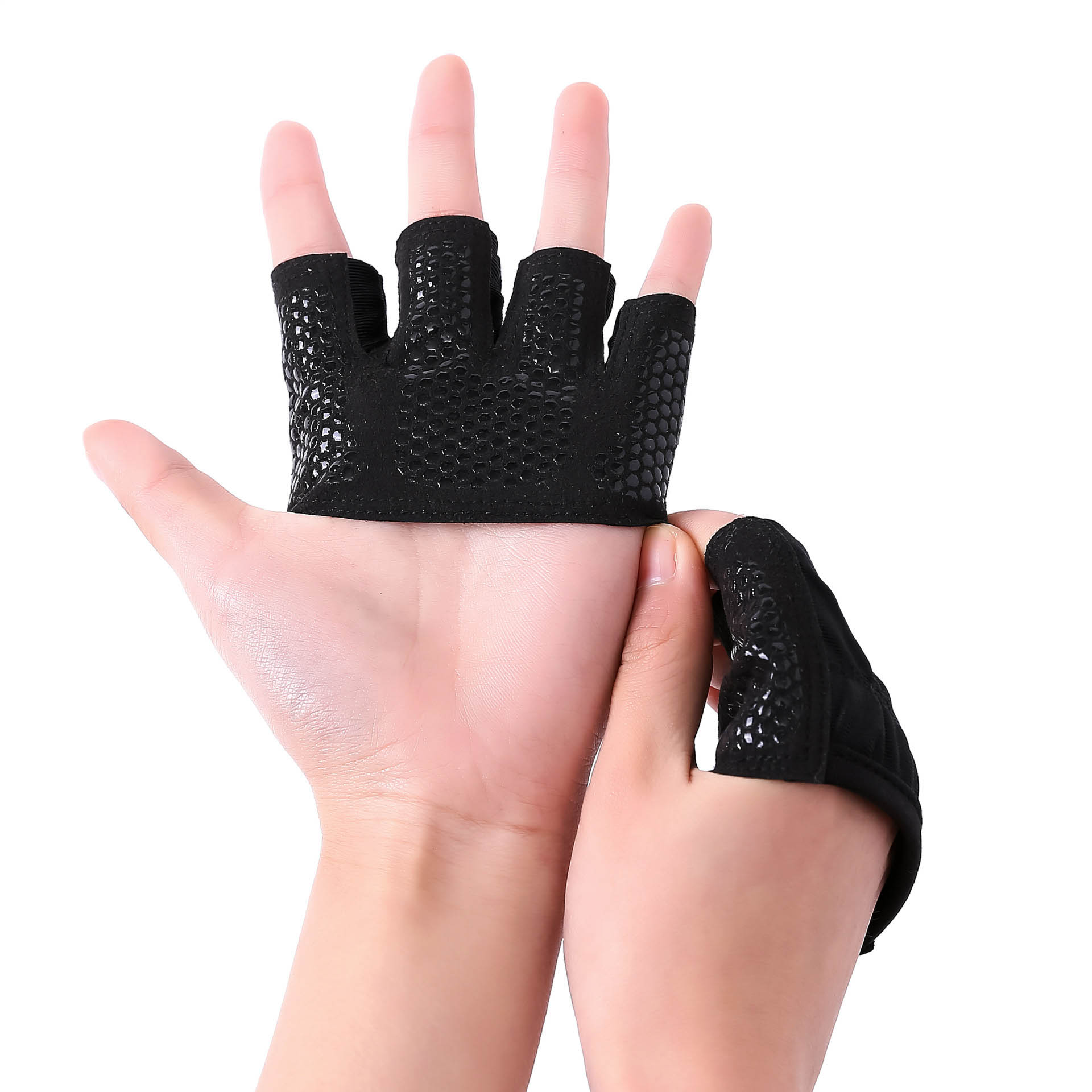 Breathable Gym Fitness Half Finger Gloves Men Women For Dumbbells Crossfit Sports Weight Lifting Bodybuilding Non-slip Gloves: Black / L