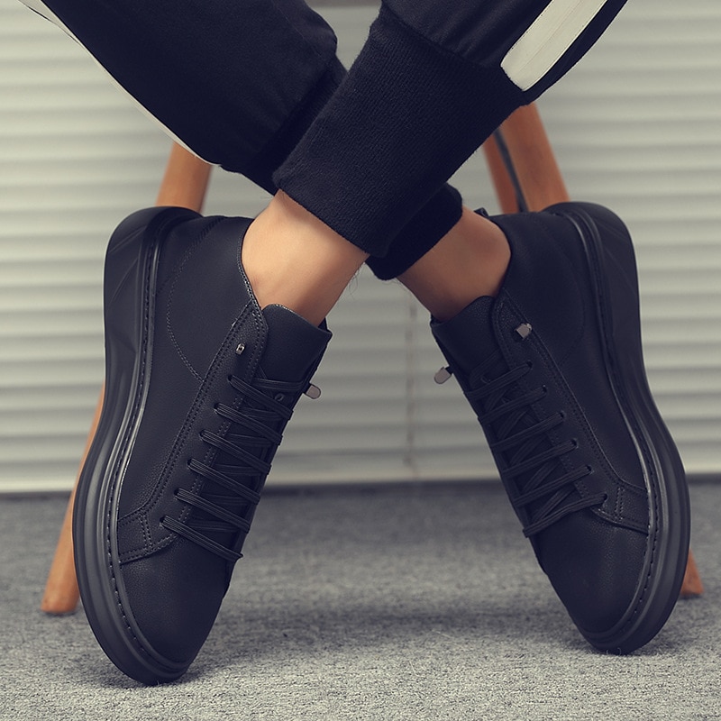 Helt sort læder herre fritidssko herre vulkaniserede sko herre sneakers åndbare forårssko nc -88