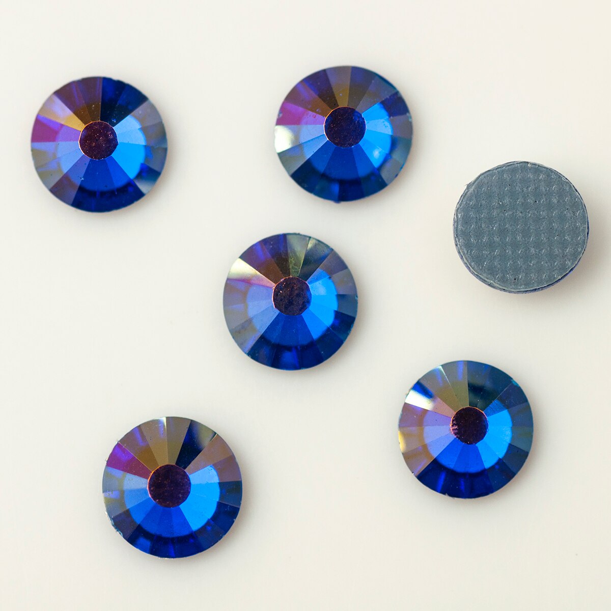 Yanruo 2058HF Sapphire Ab Hotfix Steentjes Applique Voor Trouwjurk Platte Achterkant Stones Ijzer Op Stenen Decor Kleding